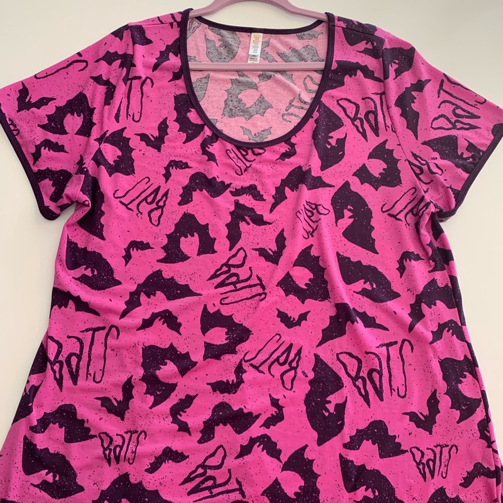 2XL LuLaRoe Halloween Classic Tee
